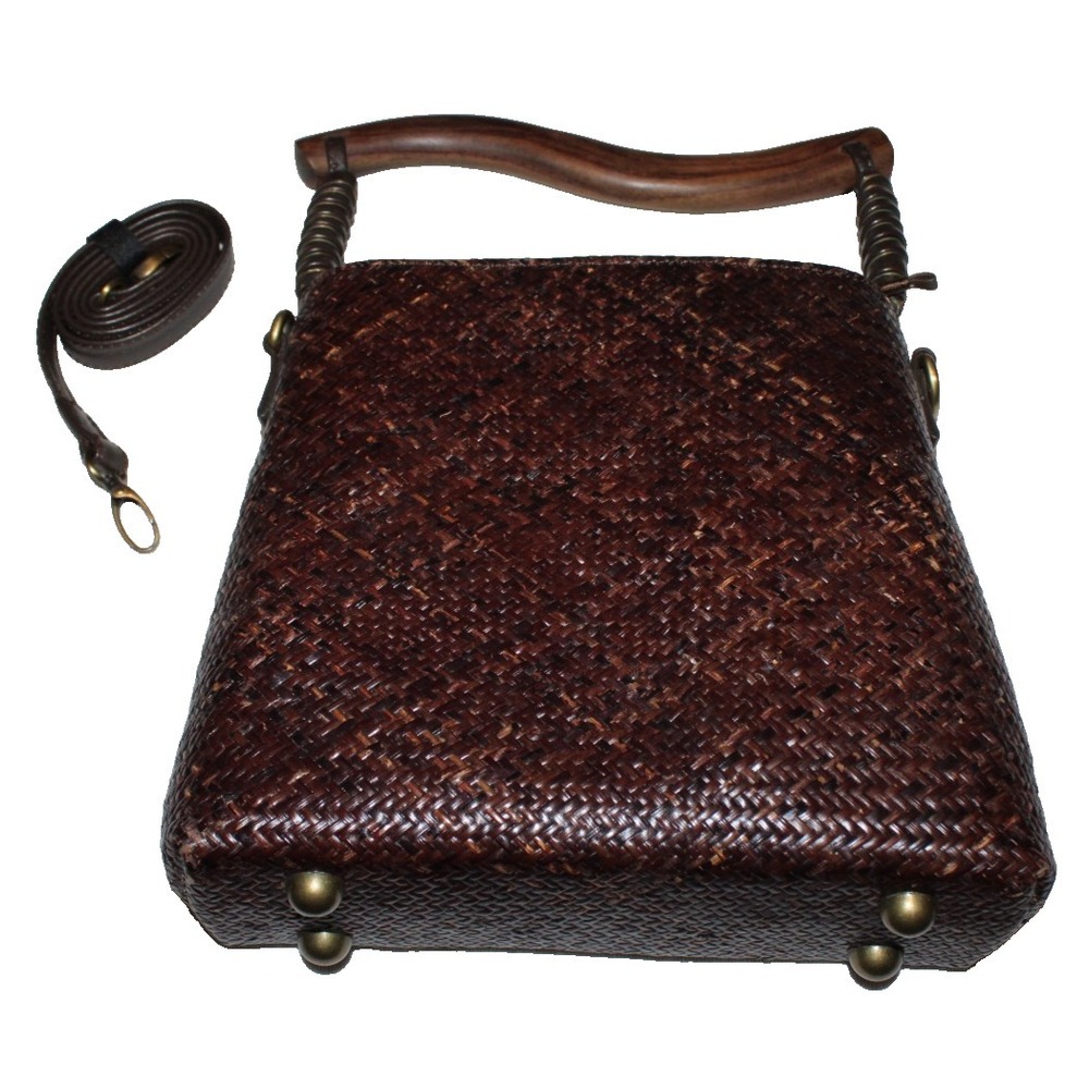 vintage brown woven rattan purse handbag wooden handle leather strap zipper